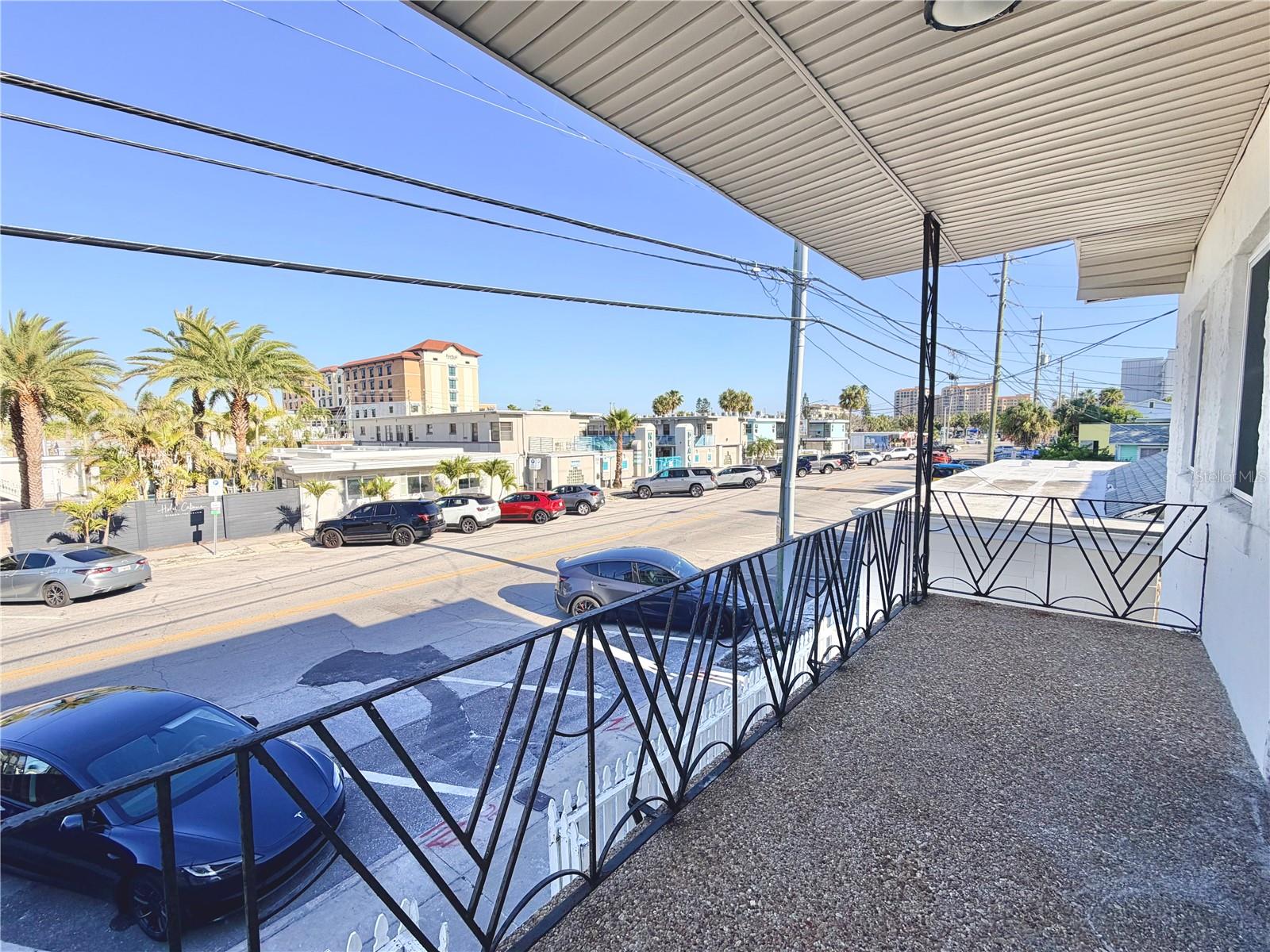 664 MANDALAY AVE, CLEARWATER BEACH, FL, 33767