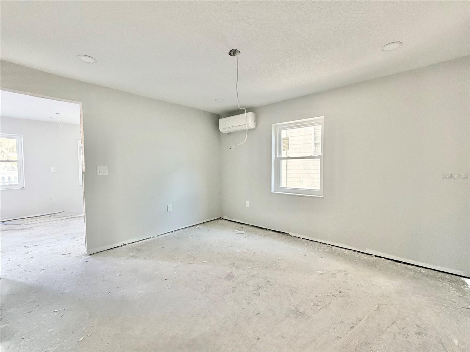 664 MANDALAY AVE, CLEARWATER BEACH, FL, 33767