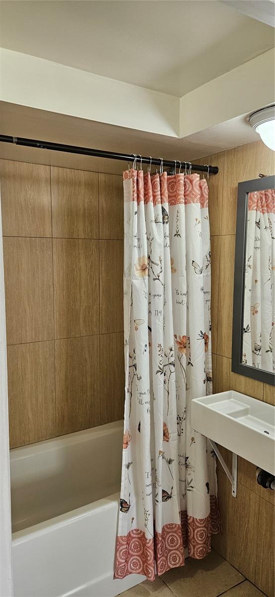 2417 3RD AVE N, ST PETERSBURG, FL, 33713