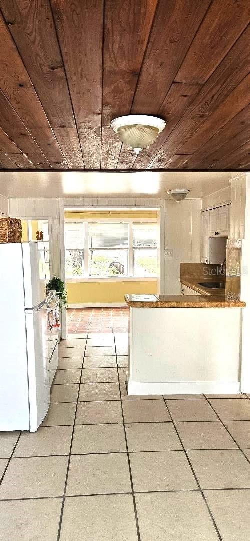 2417 3RD AVE N, ST PETERSBURG, FL, 33713