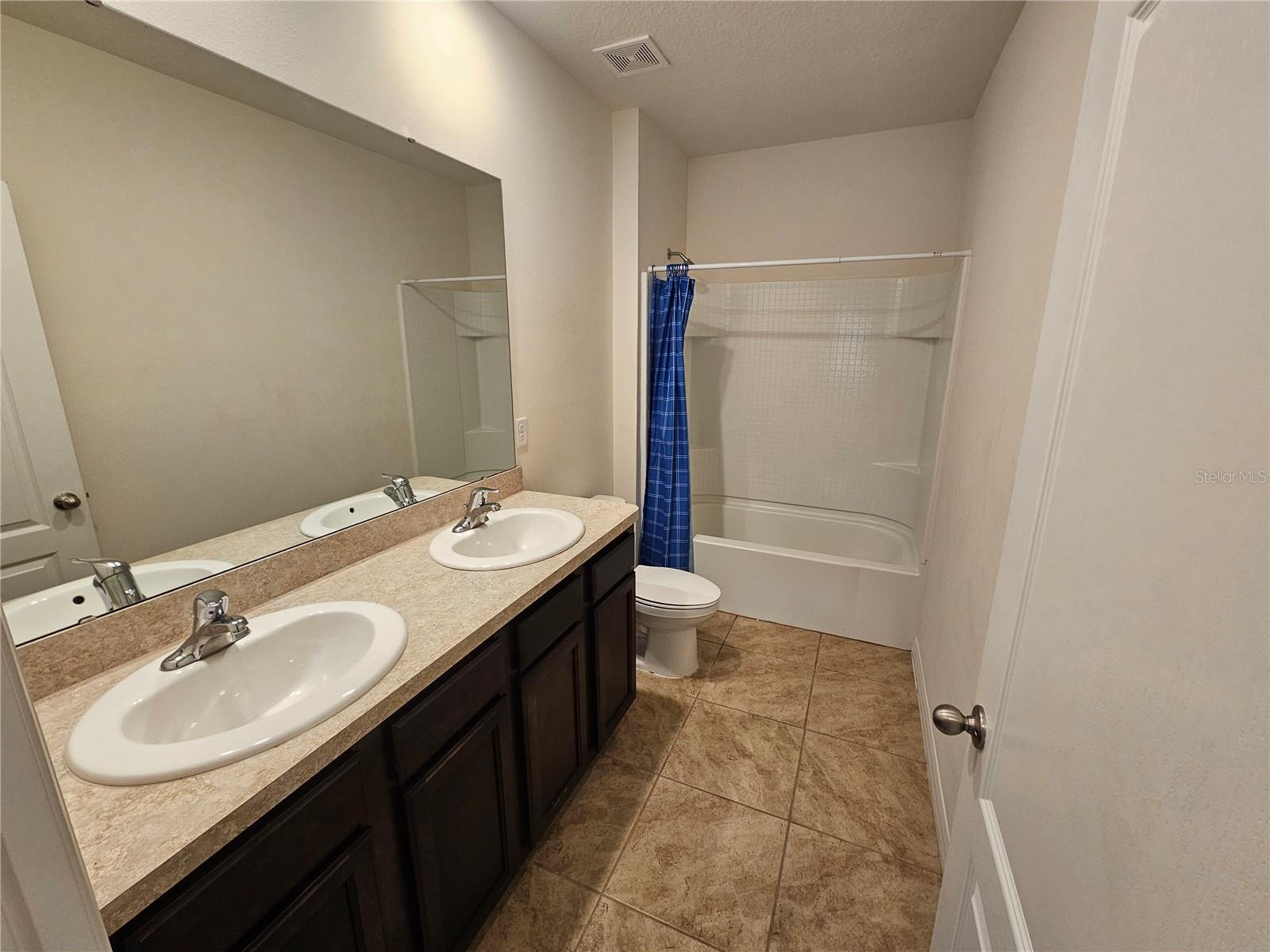 1387 BERRY LN, DAVENPORT, FL, 33837