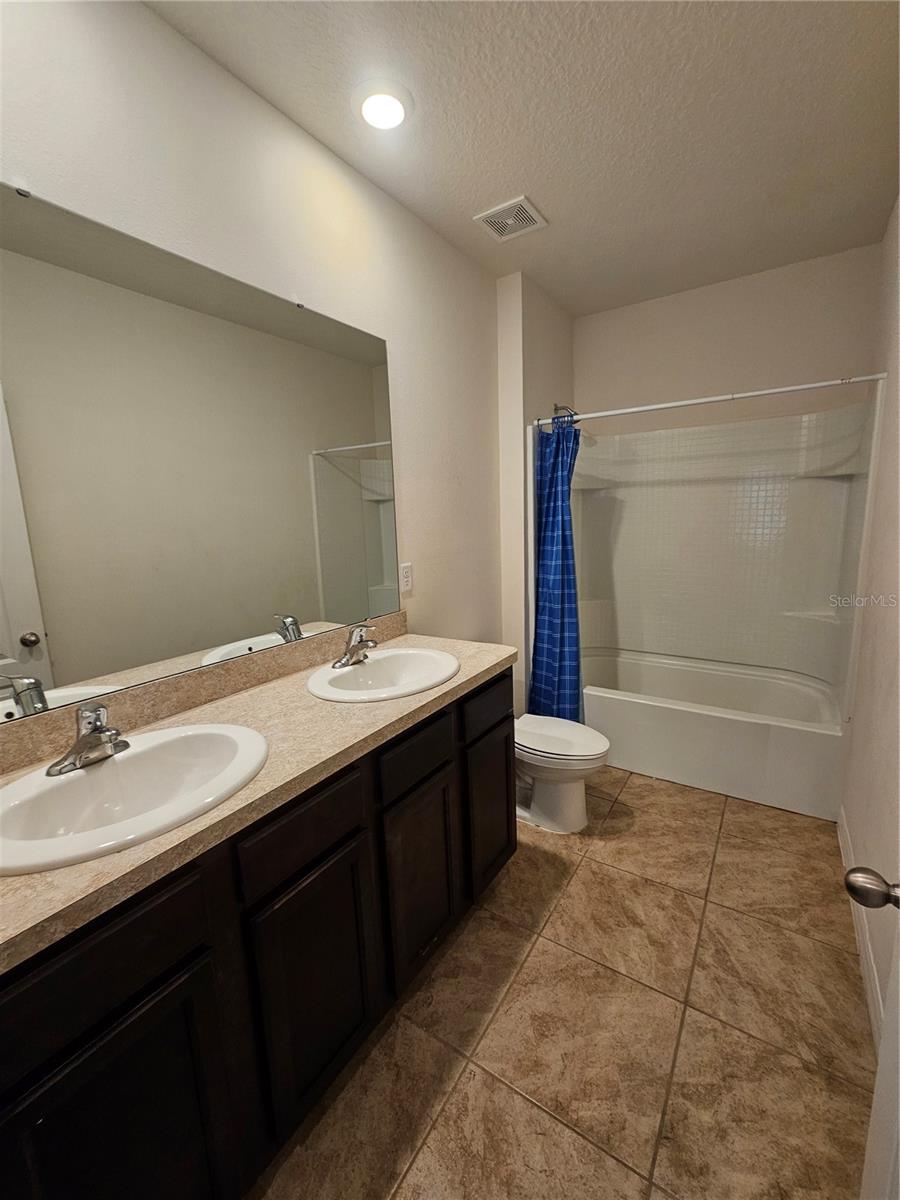 1387 BERRY LN, DAVENPORT, FL, 33837