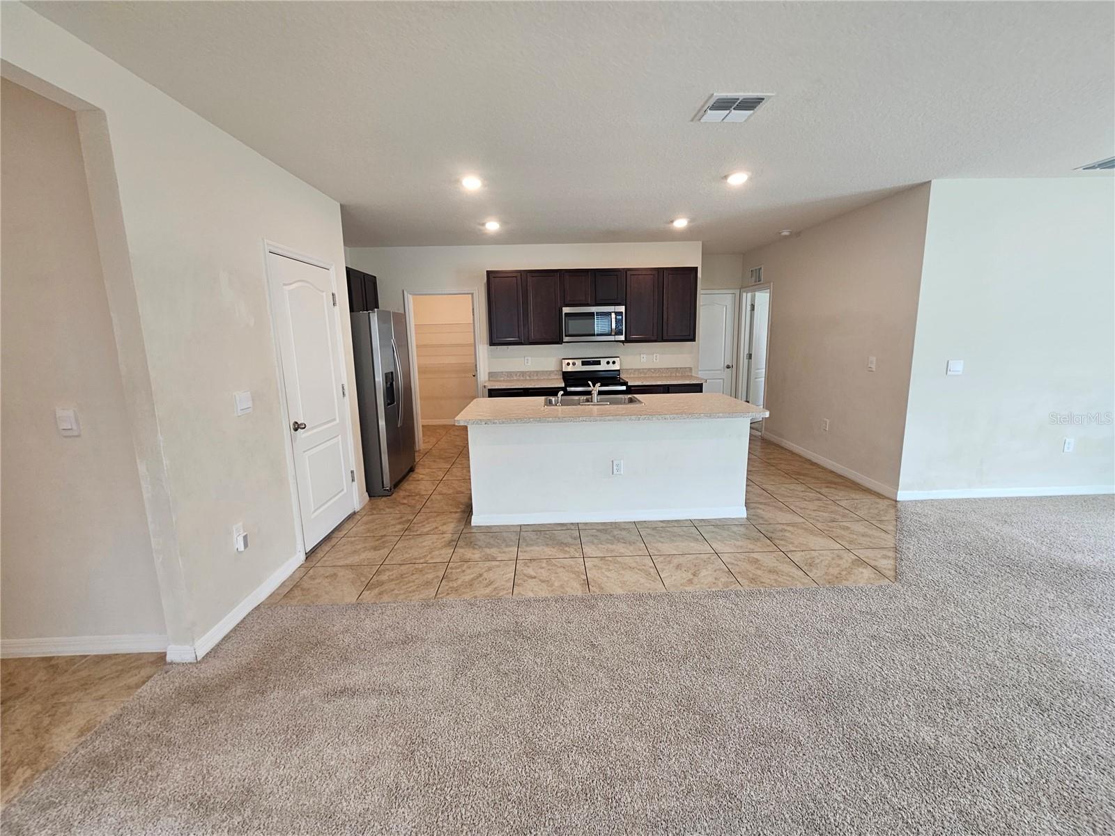 1387 BERRY LN, DAVENPORT, FL, 33837