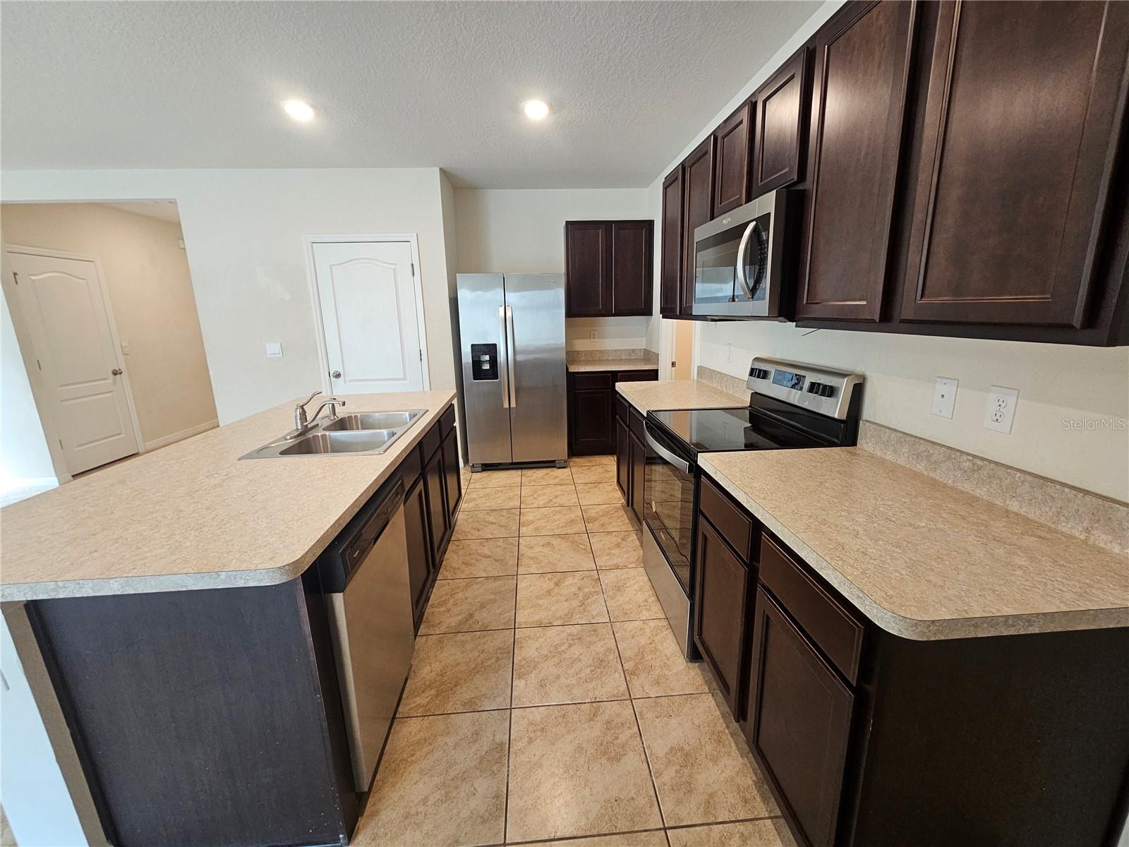 1387 BERRY LN, DAVENPORT, FL, 33837