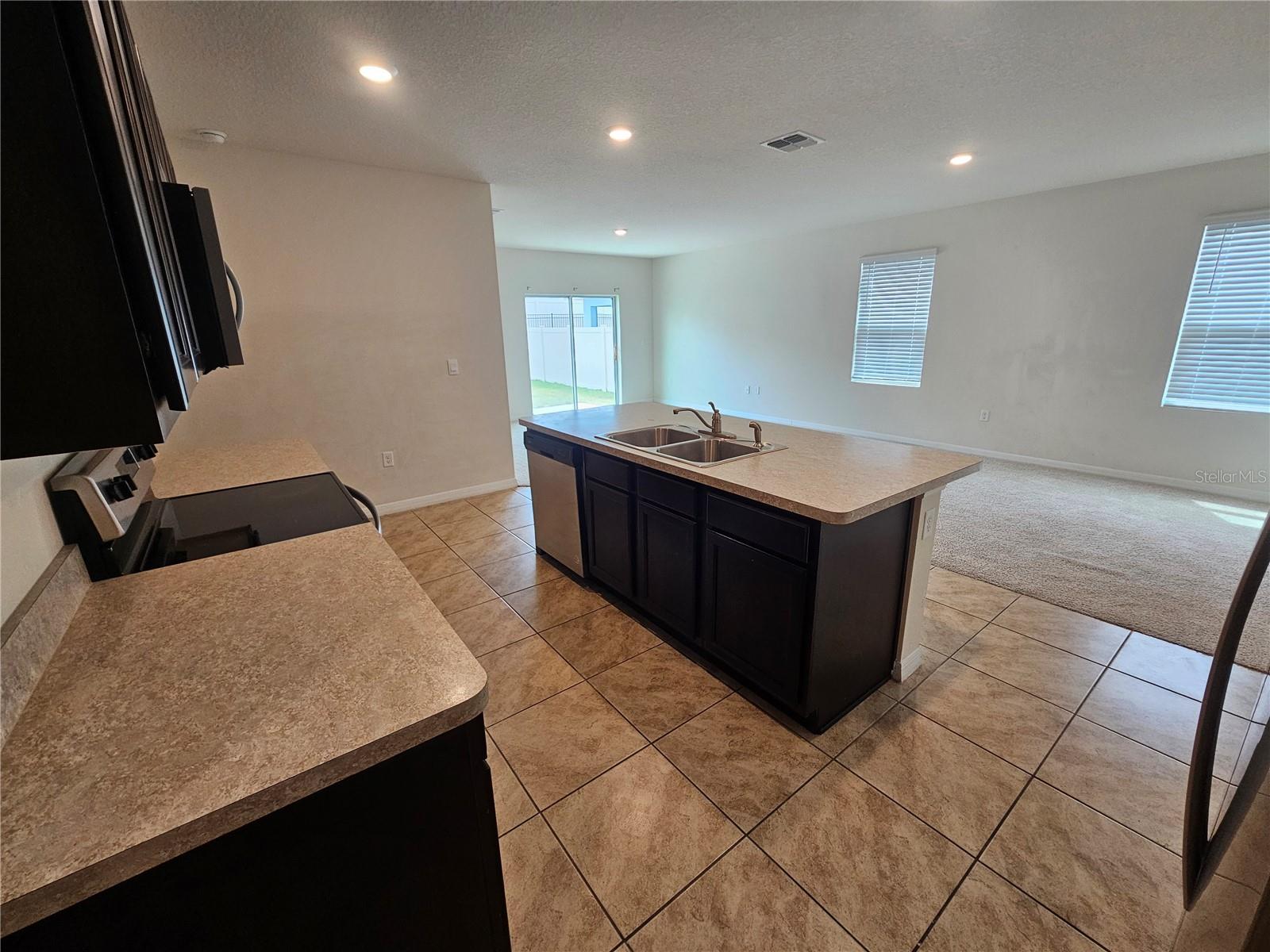 1387 BERRY LN, DAVENPORT, FL, 33837