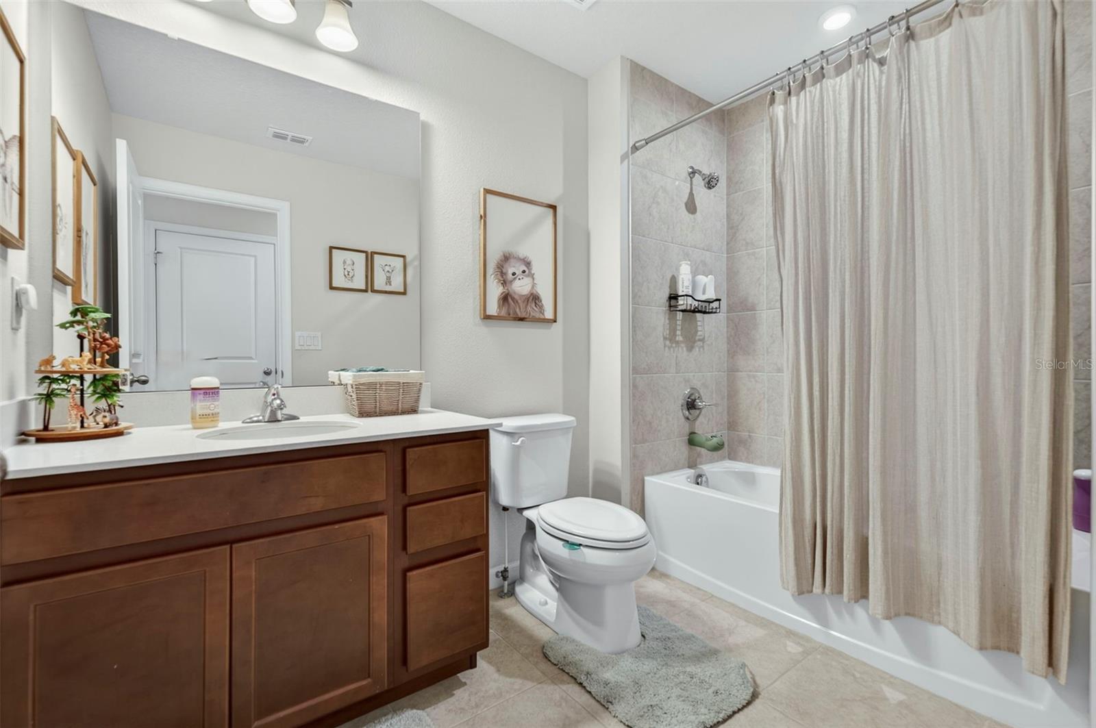 381 CRESTWIND DR, DAYTONA BEACH, FL, 32124