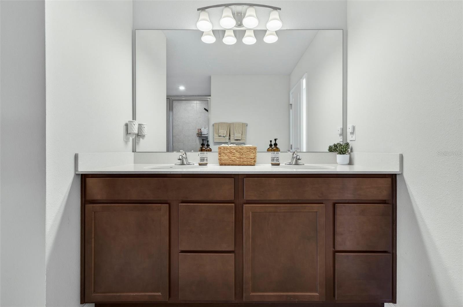 381 CRESTWIND DR, DAYTONA BEACH, FL, 32124