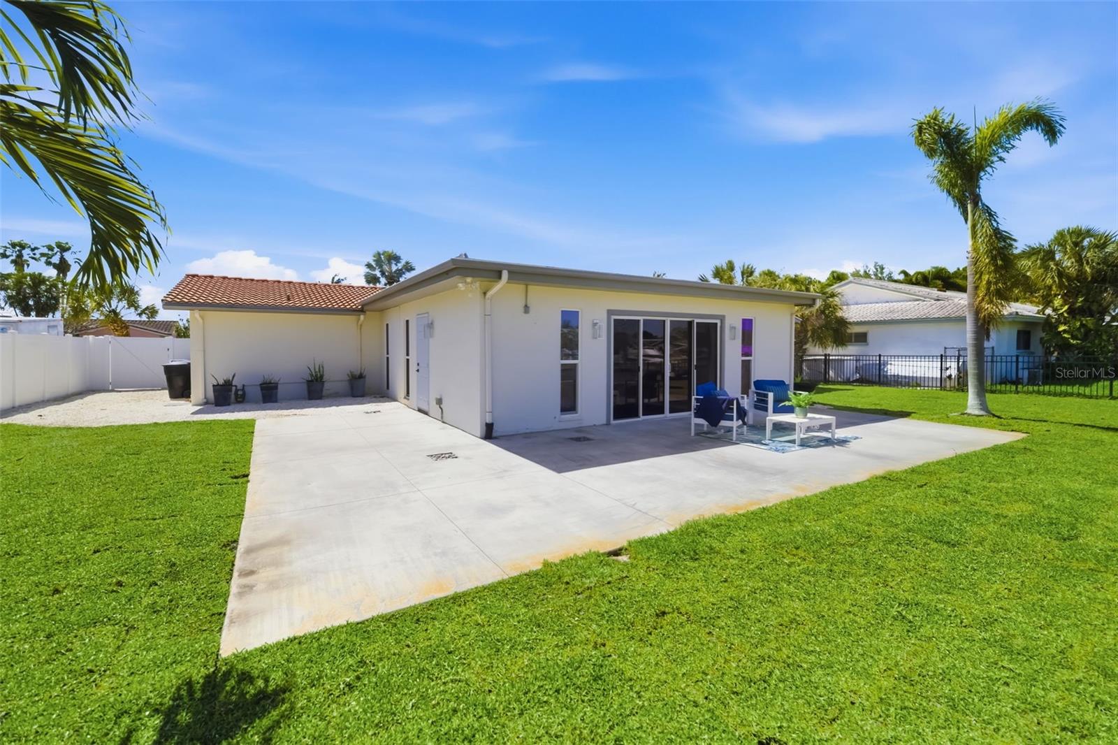 4462 39TH ST S, ST PETERSBURG, FL, 33711