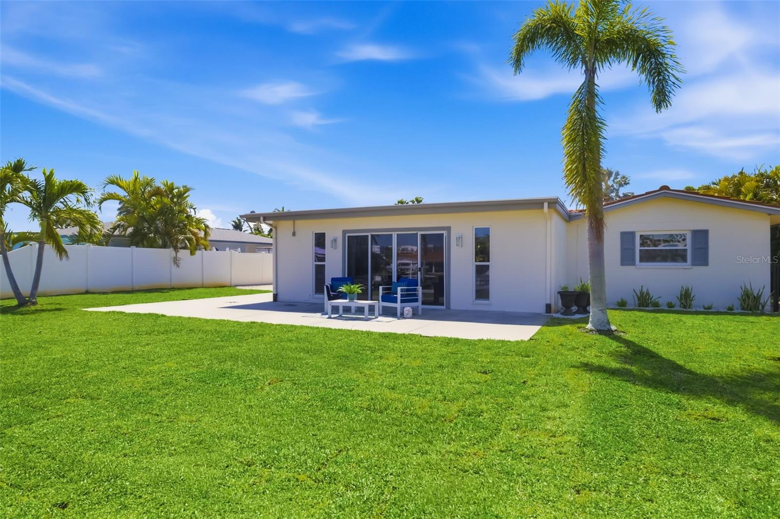 4462 39TH ST S, ST PETERSBURG, FL, 33711