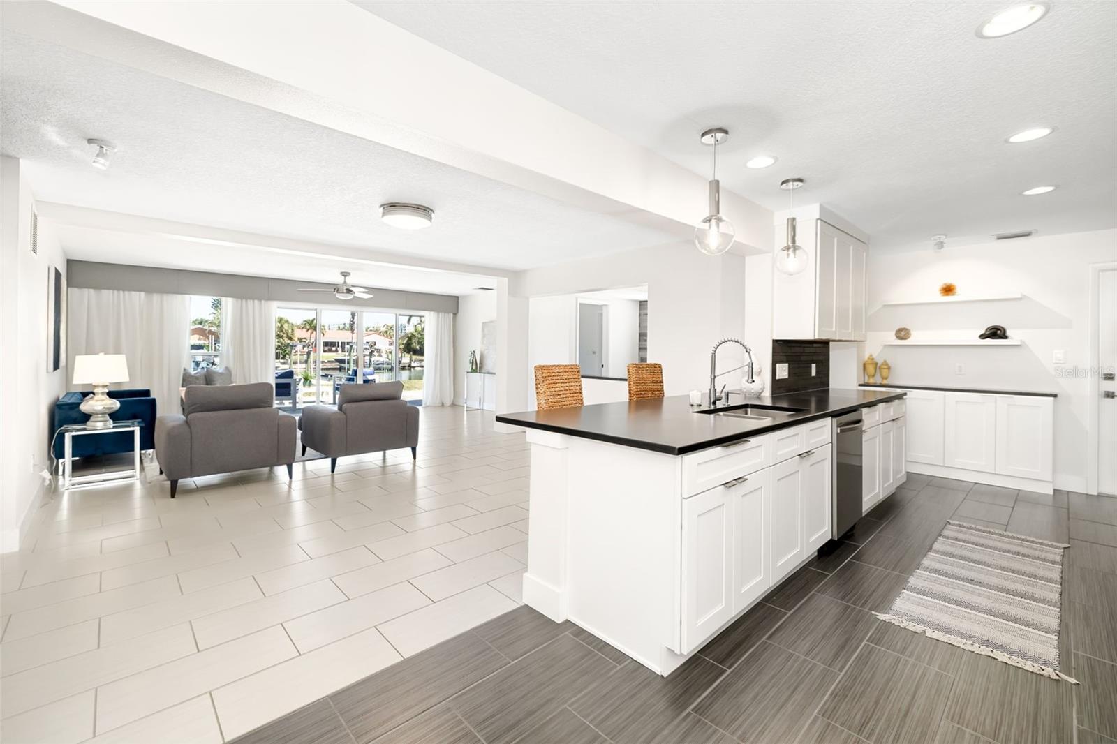 4462 39TH ST S, ST PETERSBURG, FL, 33711