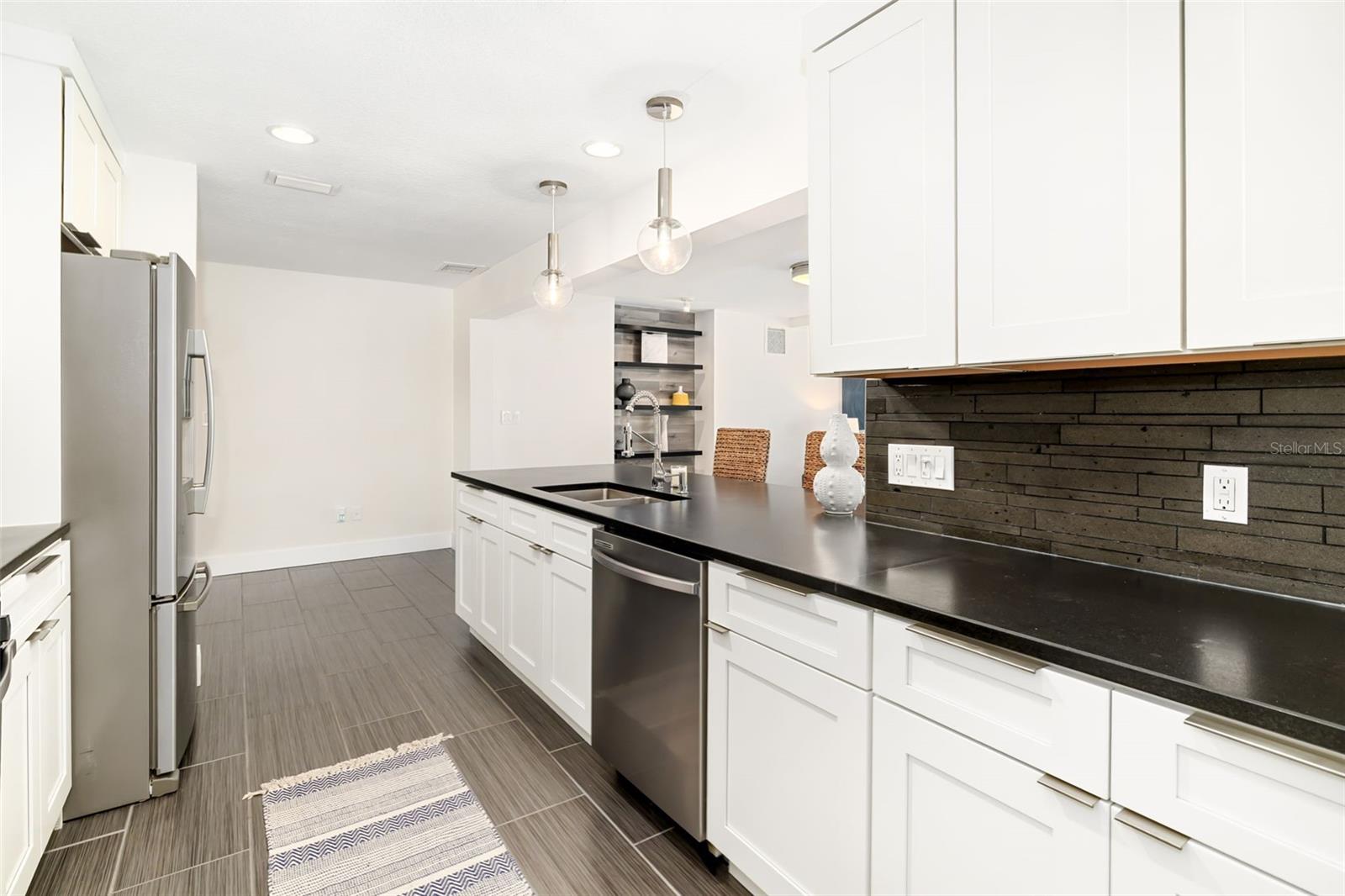 4462 39TH ST S, ST PETERSBURG, FL, 33711