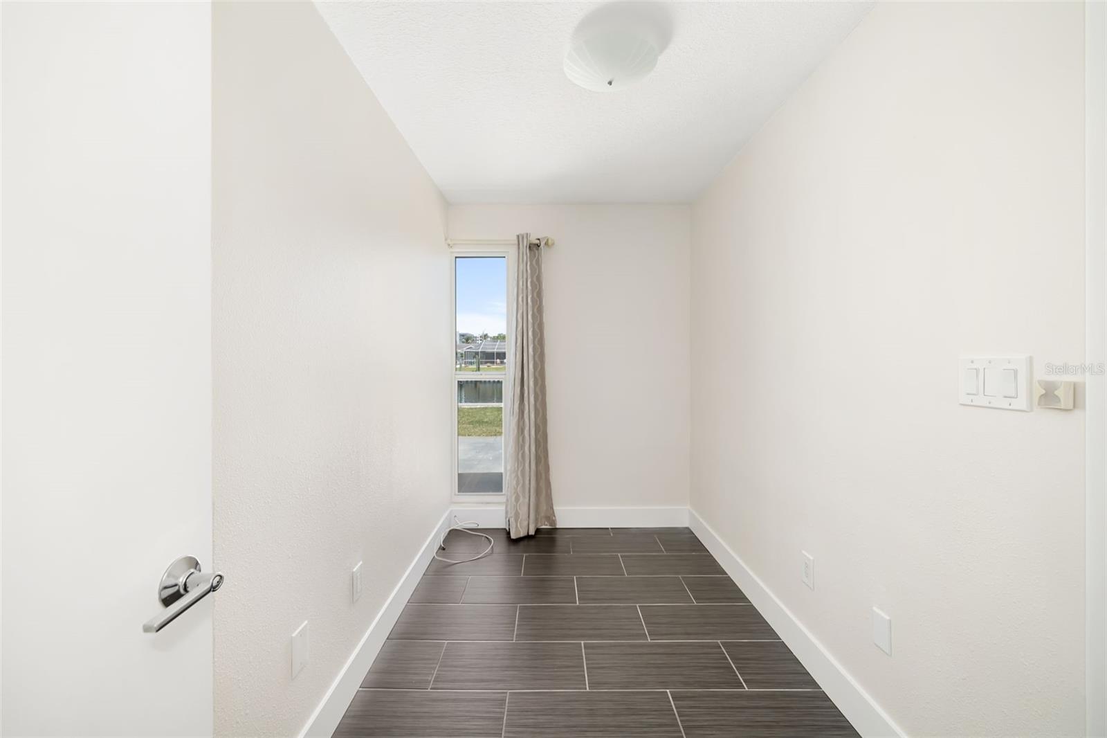 4462 39TH ST S, ST PETERSBURG, FL, 33711