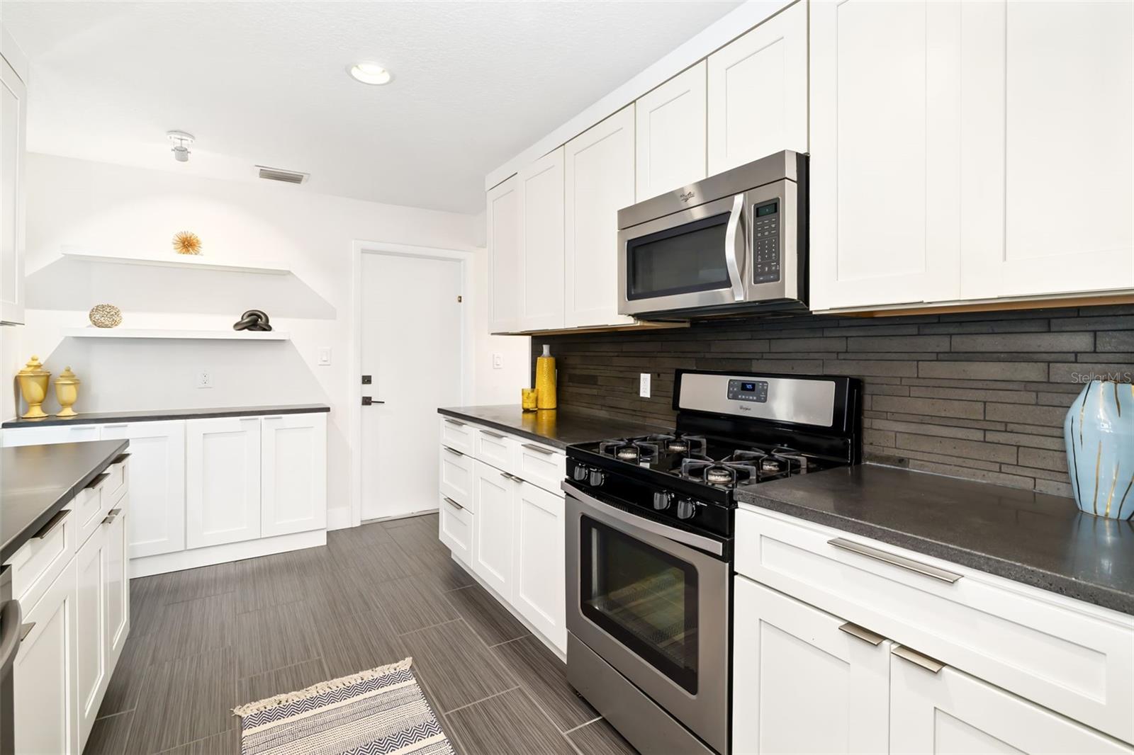 4462 39TH ST S, ST PETERSBURG, FL, 33711