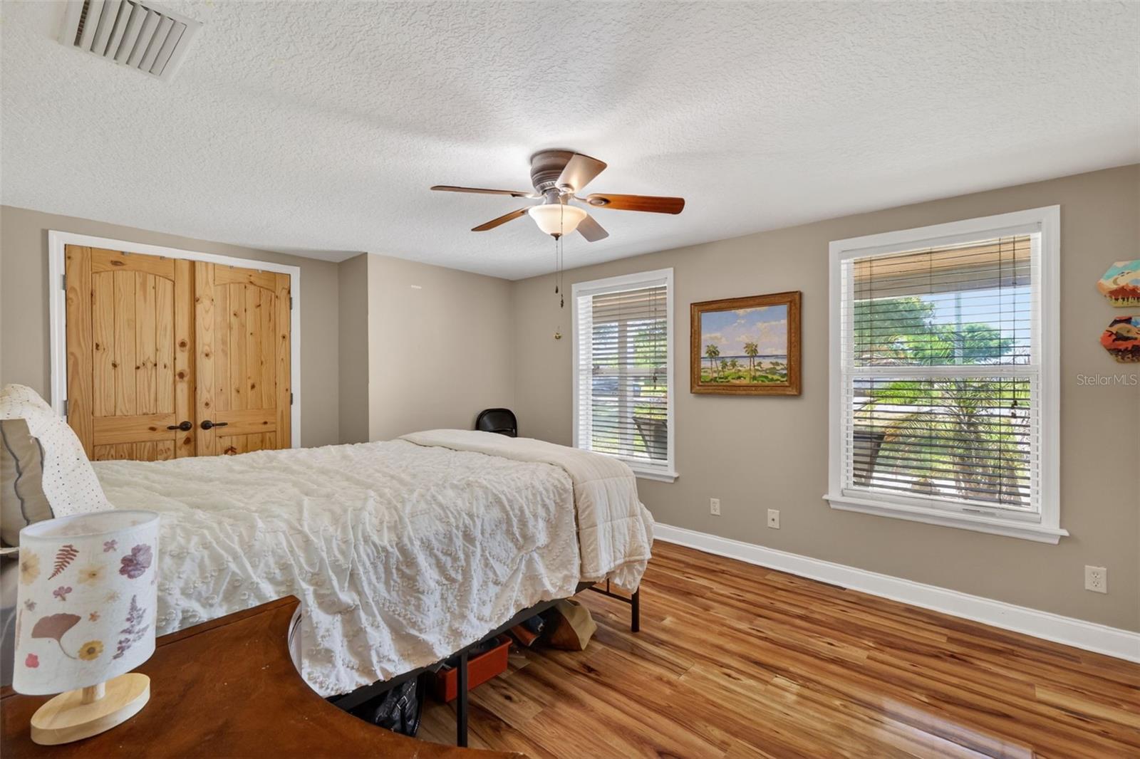 5713 LAKE ST, MOUNT DORA, FL, 32757