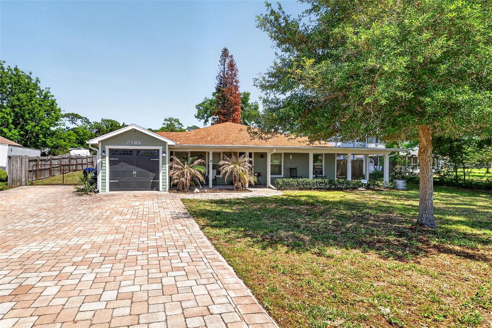 5713 LAKE ST, MOUNT DORA, FL, 32757