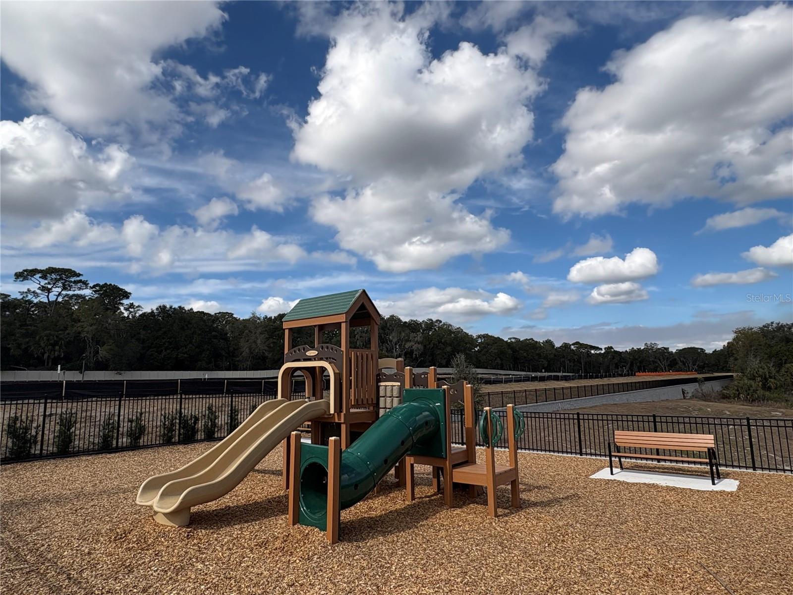 1048 GULL DR, APOPKA, FL, 32703