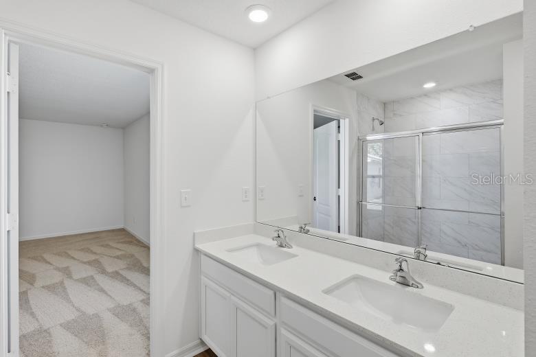 19 PINEAPPLE DR, PALM COAST, FL, 32164