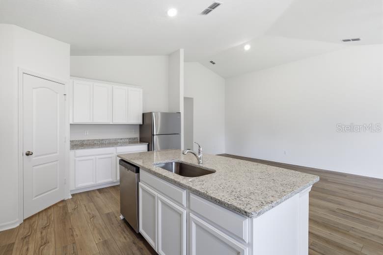 19 PINEAPPLE DR, PALM COAST, FL, 32164