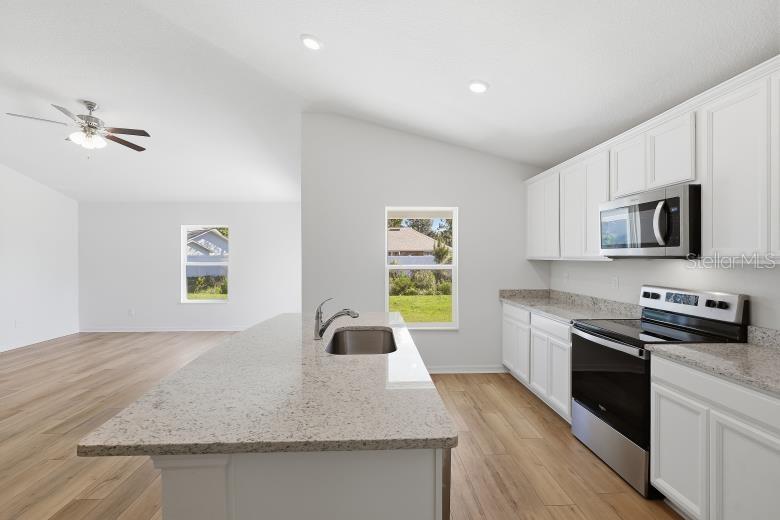 19 PINEAPPLE DR, PALM COAST, FL, 32164