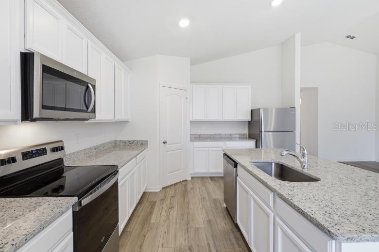 19 PINEAPPLE DR, PALM COAST, FL, 32164