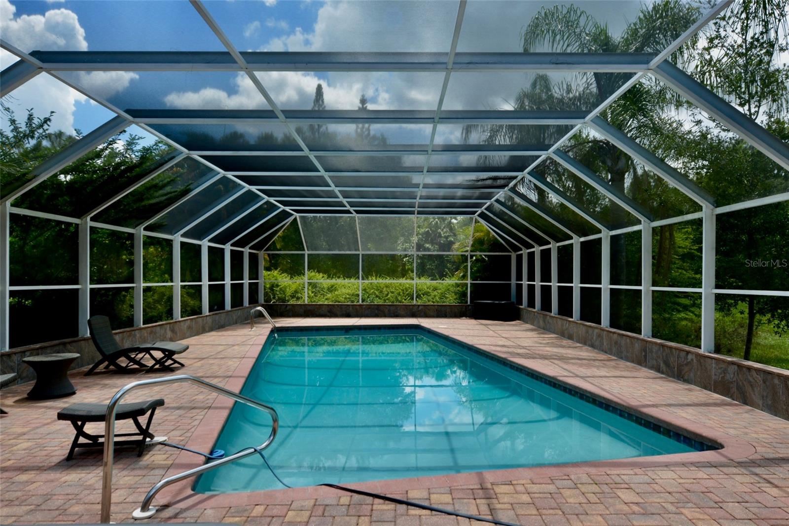 18220 ELMWOOD DR, ALVA, FL, 33920