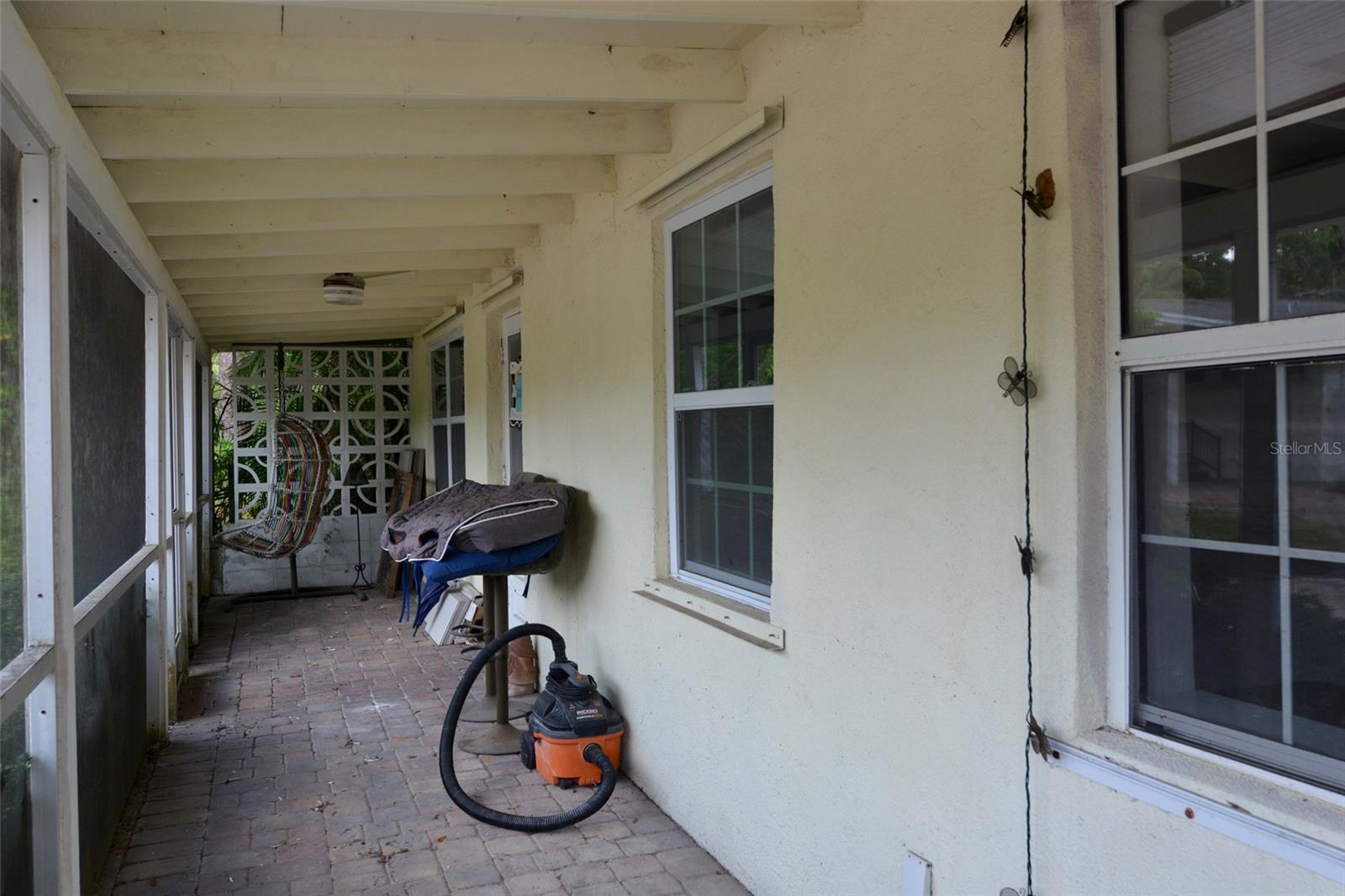 18220 ELMWOOD DR, ALVA, FL, 33920