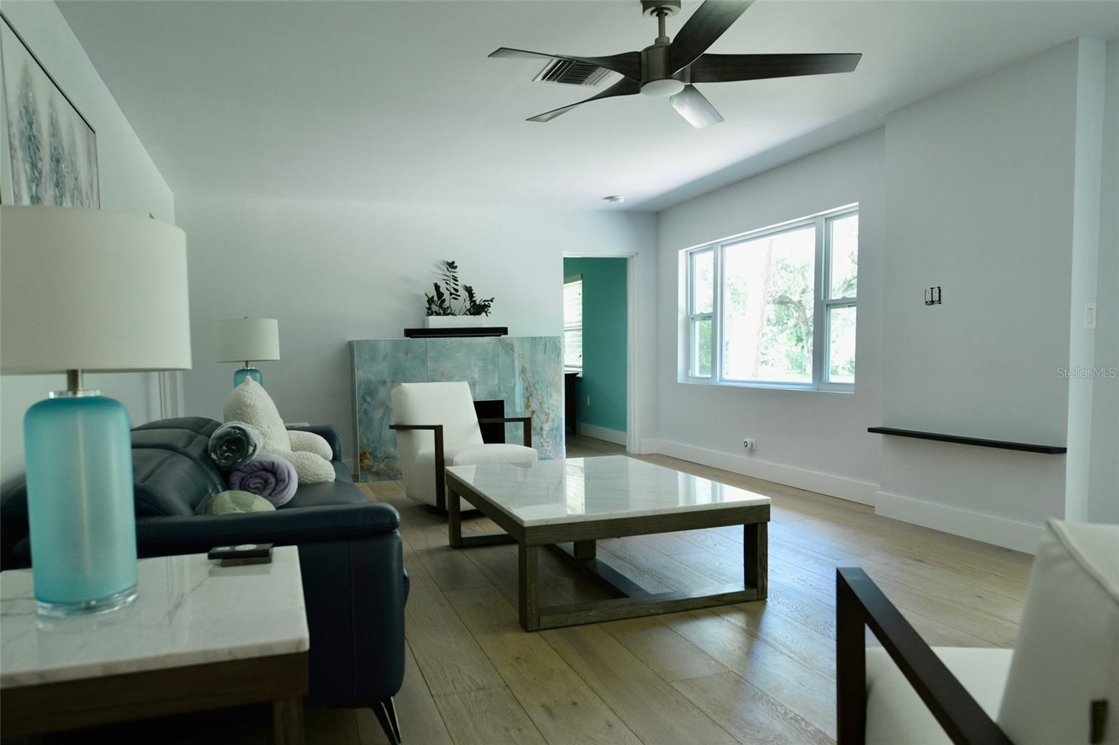 18220 ELMWOOD DR, ALVA, FL, 33920