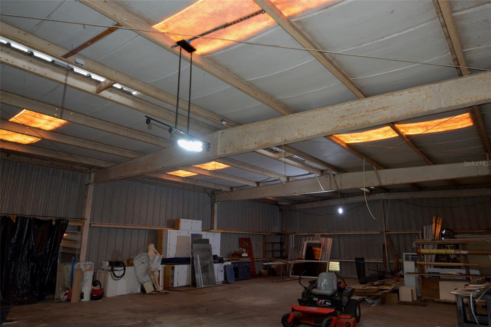 18220 ELMWOOD DR, ALVA, FL, 33920