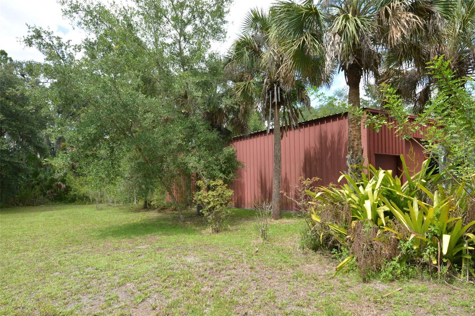 18220 ELMWOOD DR, ALVA, FL, 33920