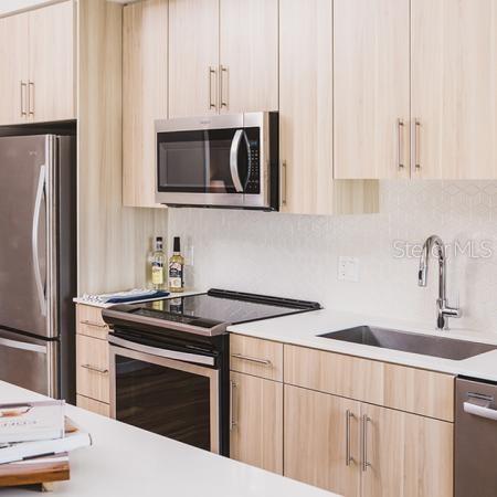 125-3 E PINE ST, ORLANDO, FL, 32801