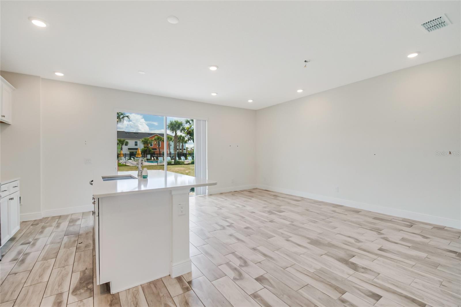 2915 CASTAWAY LN, KISSIMMEE, FL, 34747