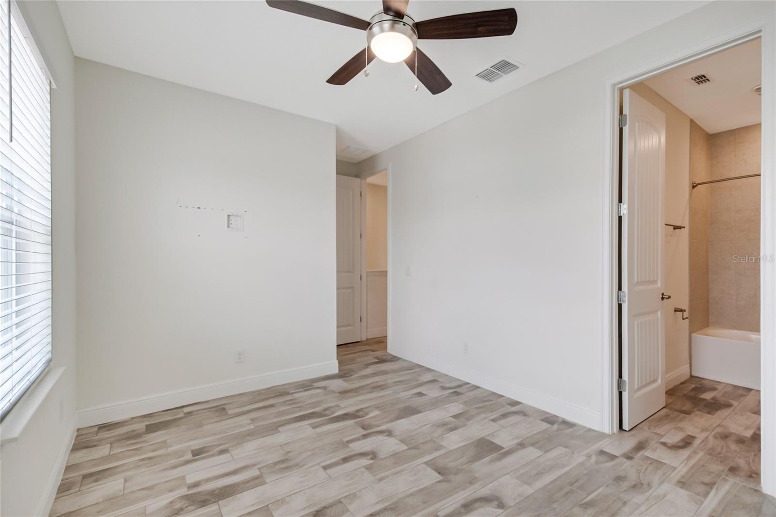 2915 CASTAWAY LN, KISSIMMEE, FL, 34747