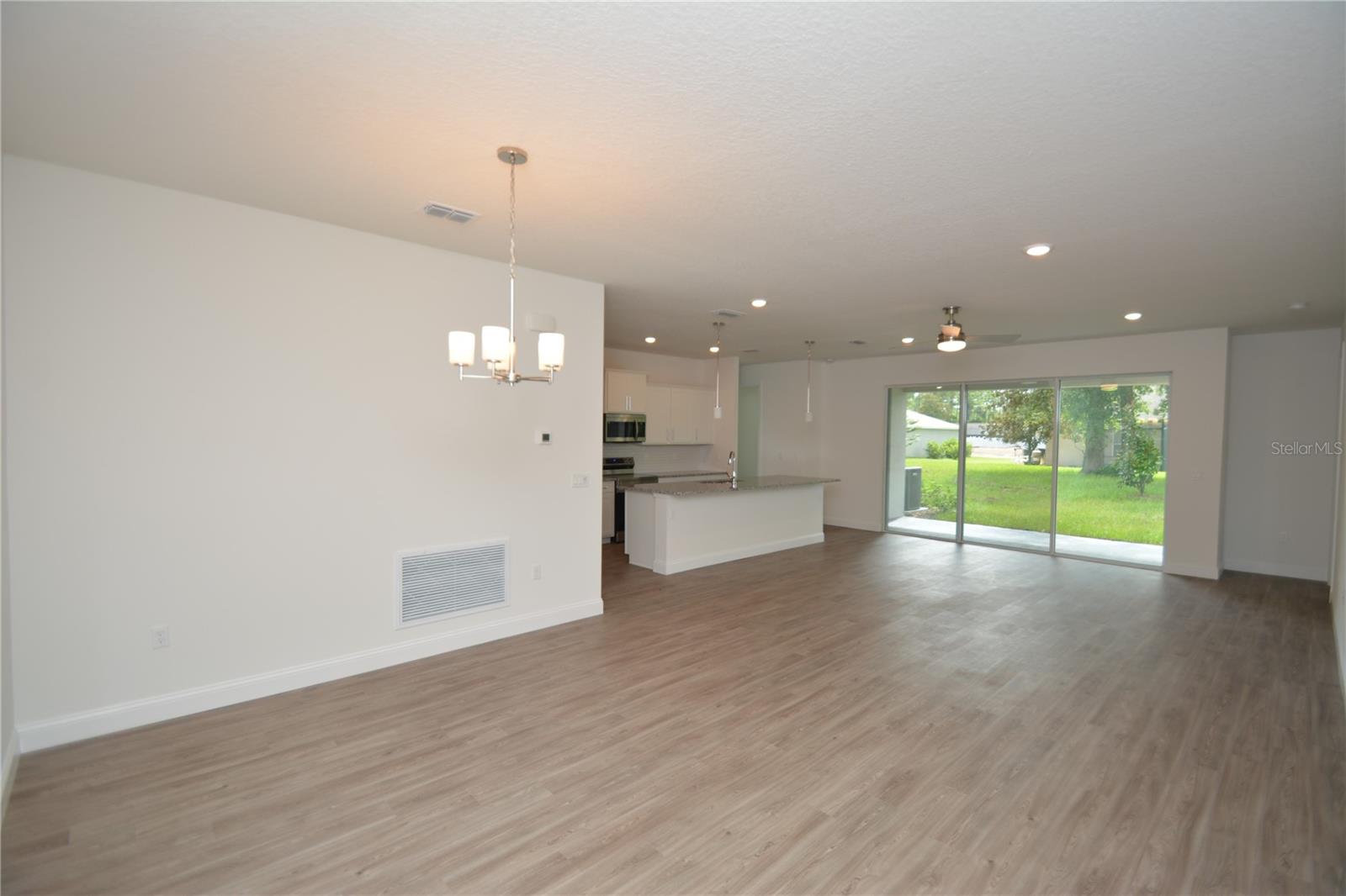 102 BRITTANY LN, PALM COAST, FL, 32137