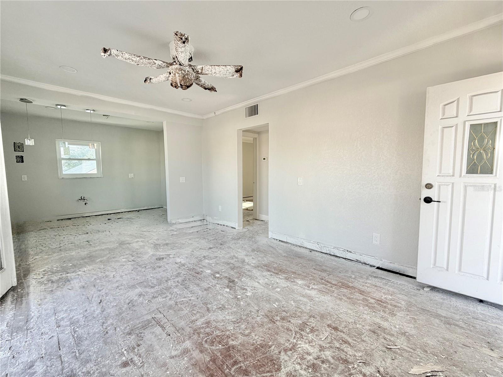 664 MANDALAY AVE, CLEARWATER BEACH, FL, 33767