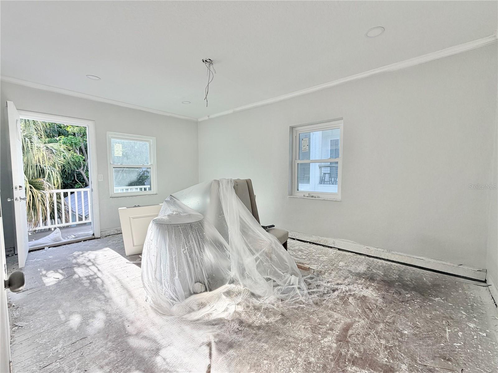 664 MANDALAY AVE, CLEARWATER BEACH, FL, 33767