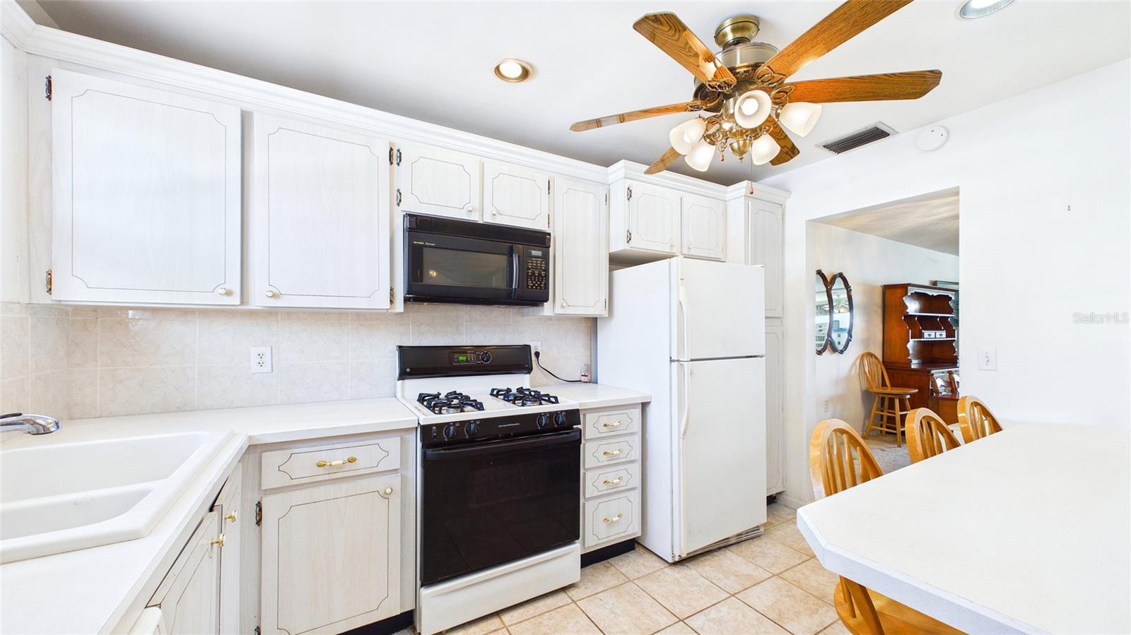 6025 SHORE BLVD S #303, GULFPORT, FL, 33707