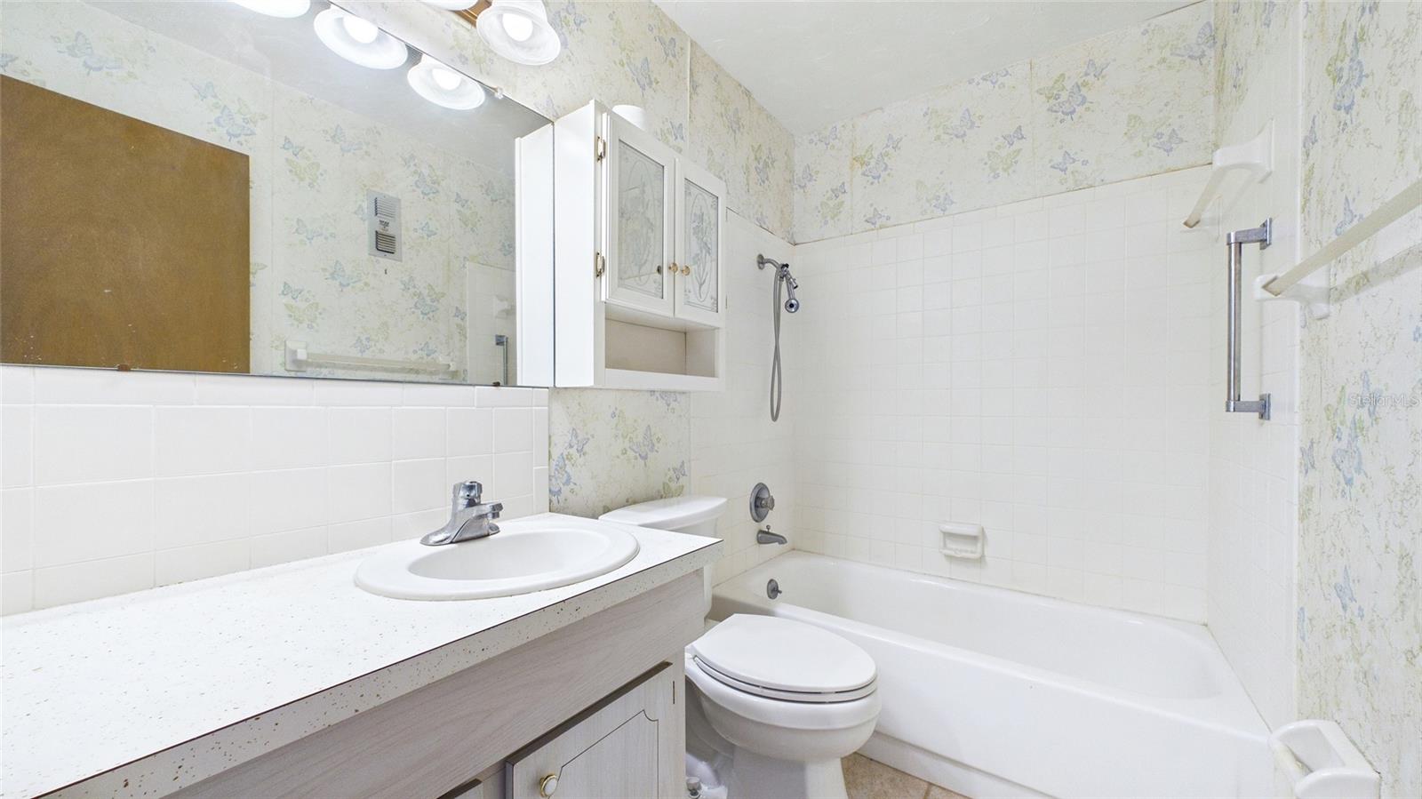 6025 SHORE BLVD S #303, GULFPORT, FL, 33707