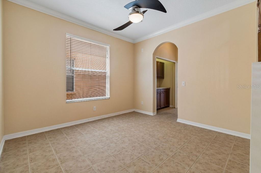 12215 ADVENTURE DR, RIVERVIEW, FL, 33579