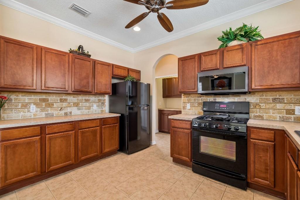 12215 ADVENTURE DR, RIVERVIEW, FL, 33579