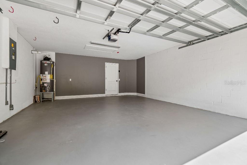 12215 ADVENTURE DR, RIVERVIEW, FL, 33579