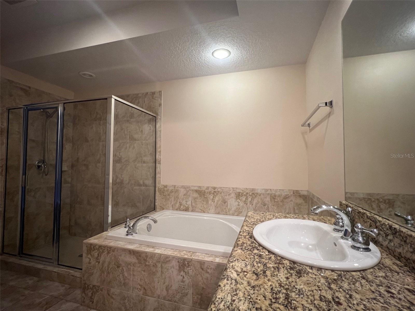 642 WELLS CT #201, CLEARWATER, FL, 33756