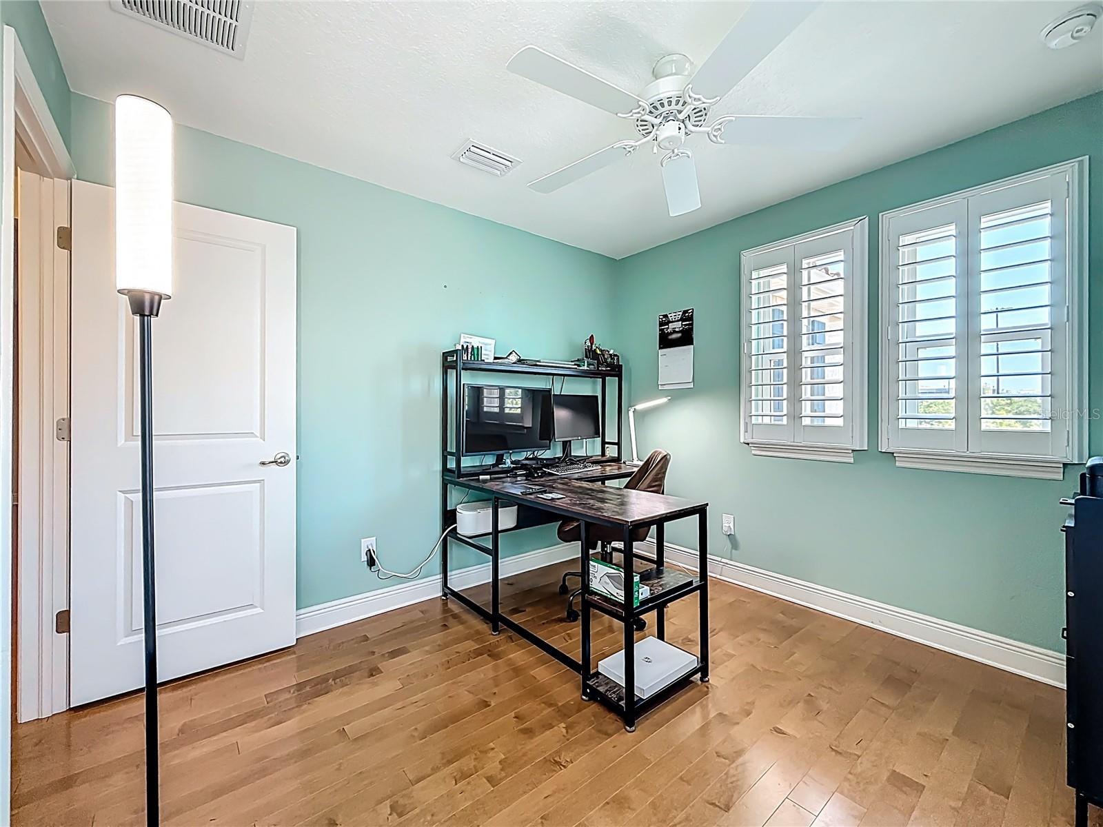 10193 GRAND OAK CIR, MADEIRA BEACH, FL, 33708