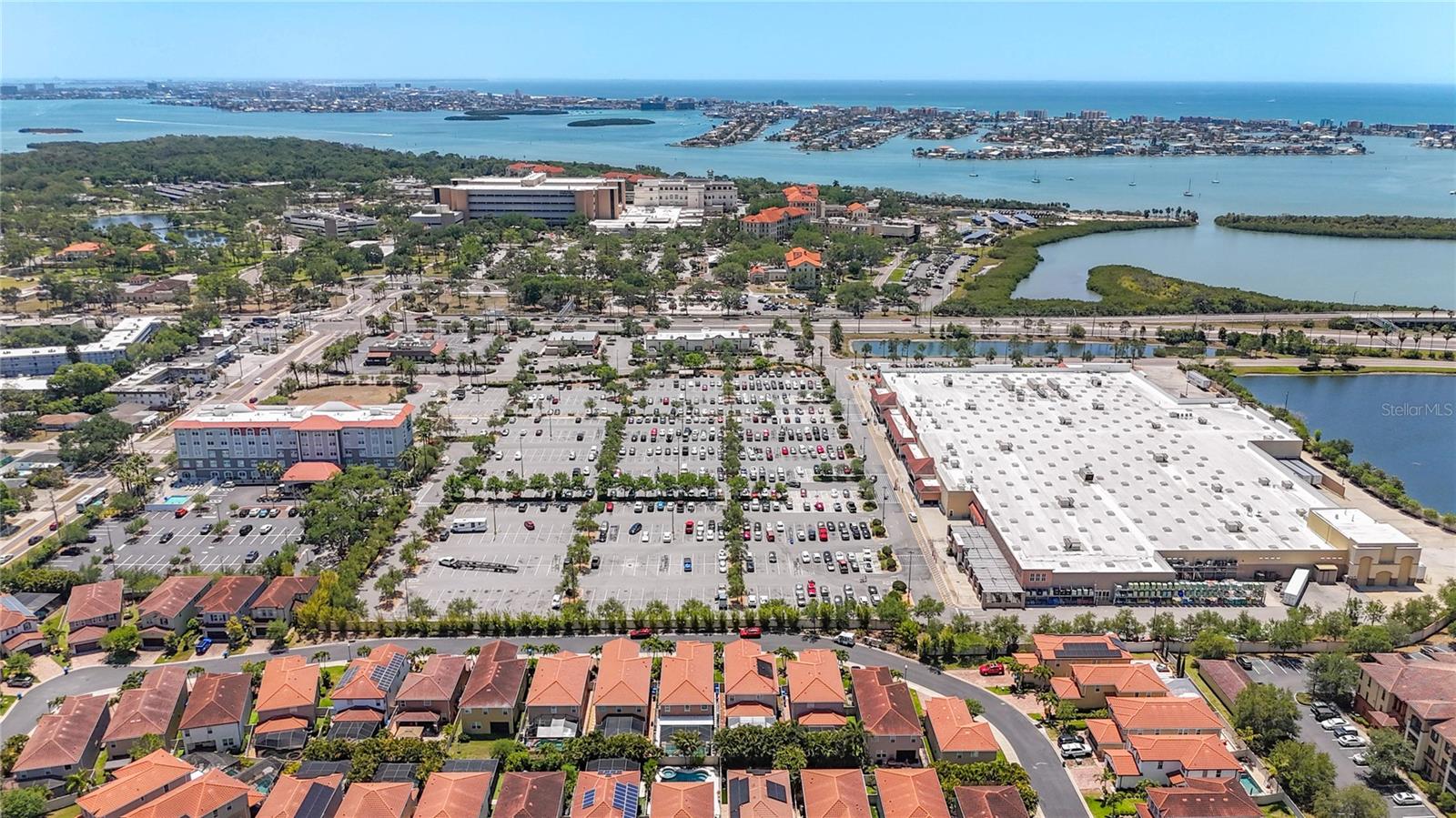 10193 GRAND OAK CIR, MADEIRA BEACH, FL, 33708