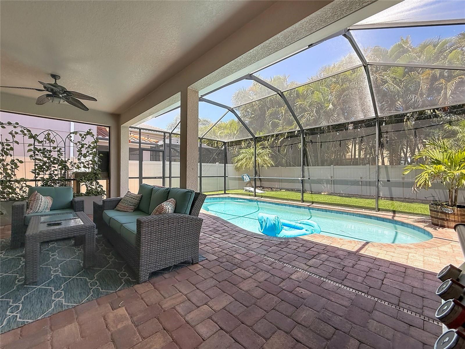 10193 GRAND OAK CIR, MADEIRA BEACH, FL, 33708