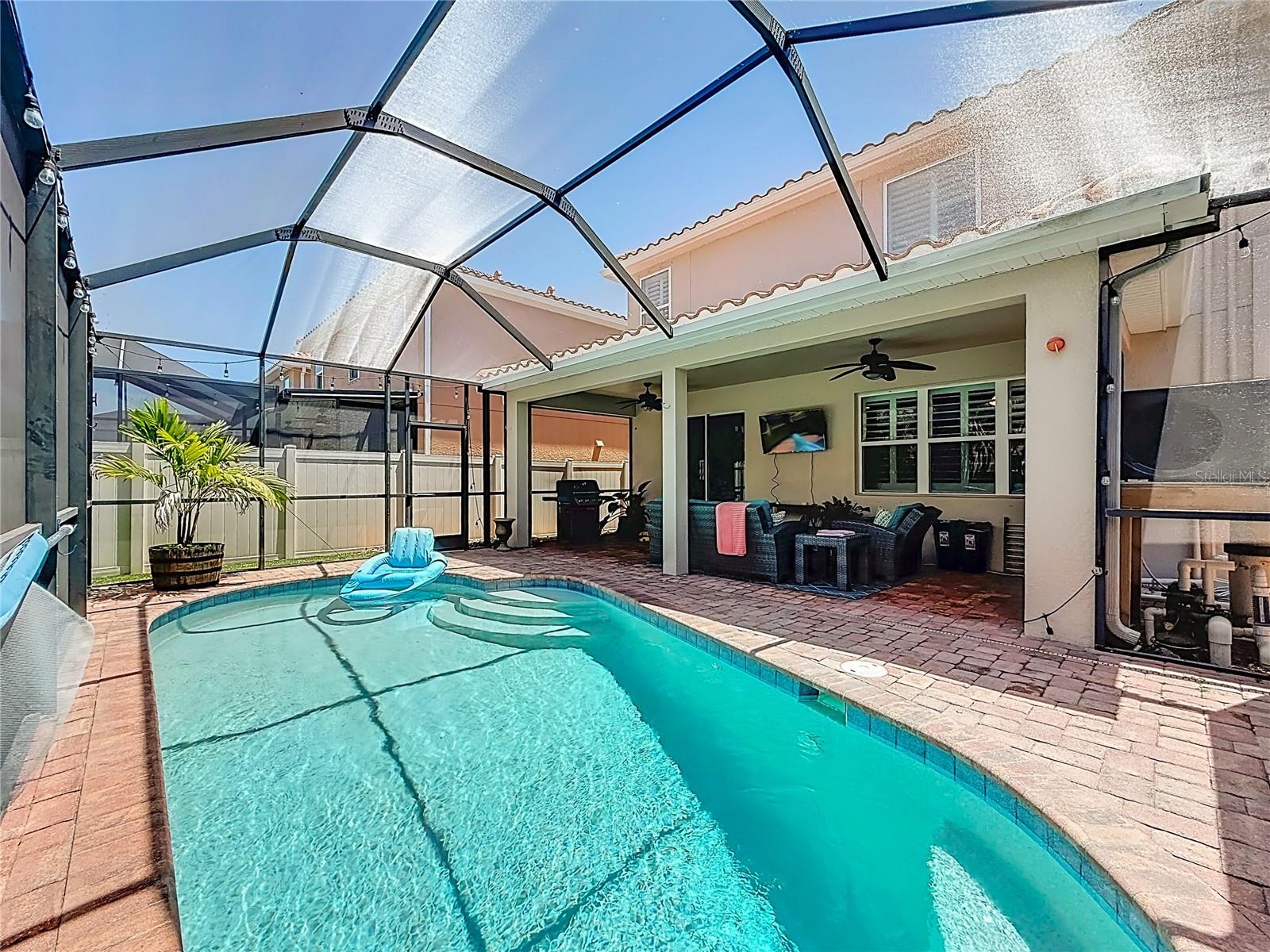 10193 GRAND OAK CIR, MADEIRA BEACH, FL, 33708