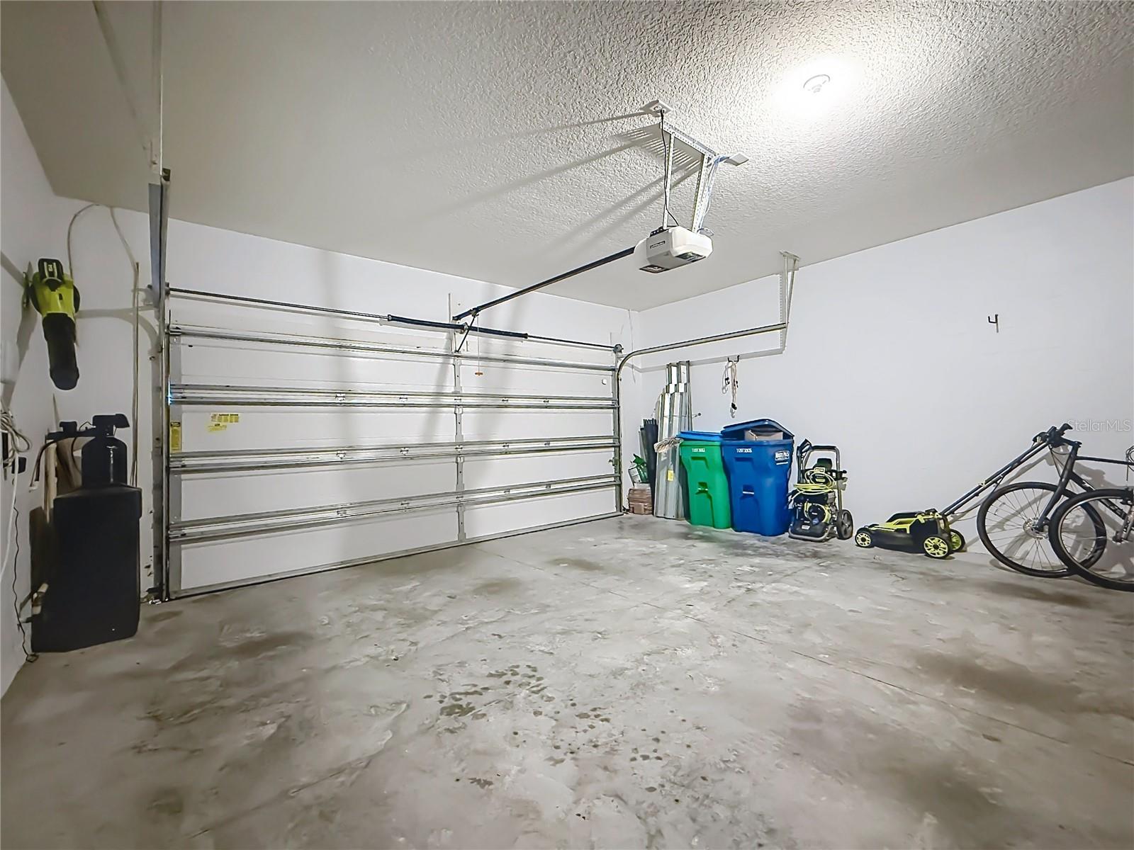 10193 GRAND OAK CIR, MADEIRA BEACH, FL, 33708