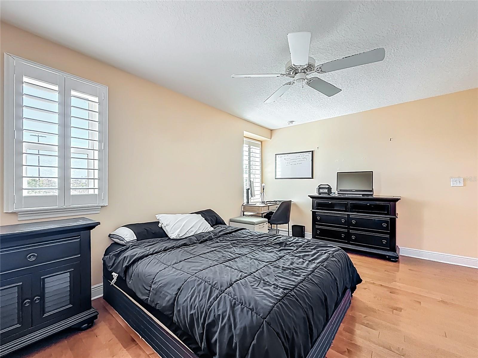 10193 GRAND OAK CIR, MADEIRA BEACH, FL, 33708