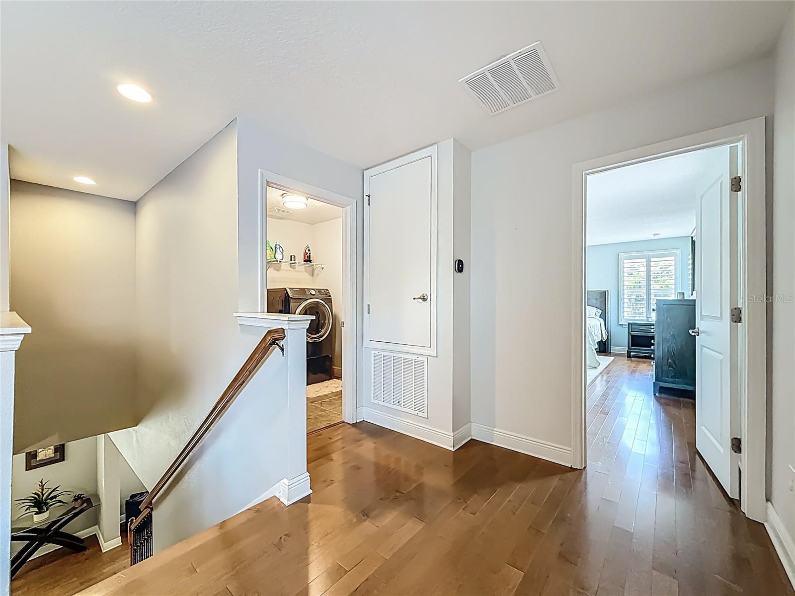 10193 GRAND OAK CIR, MADEIRA BEACH, FL, 33708