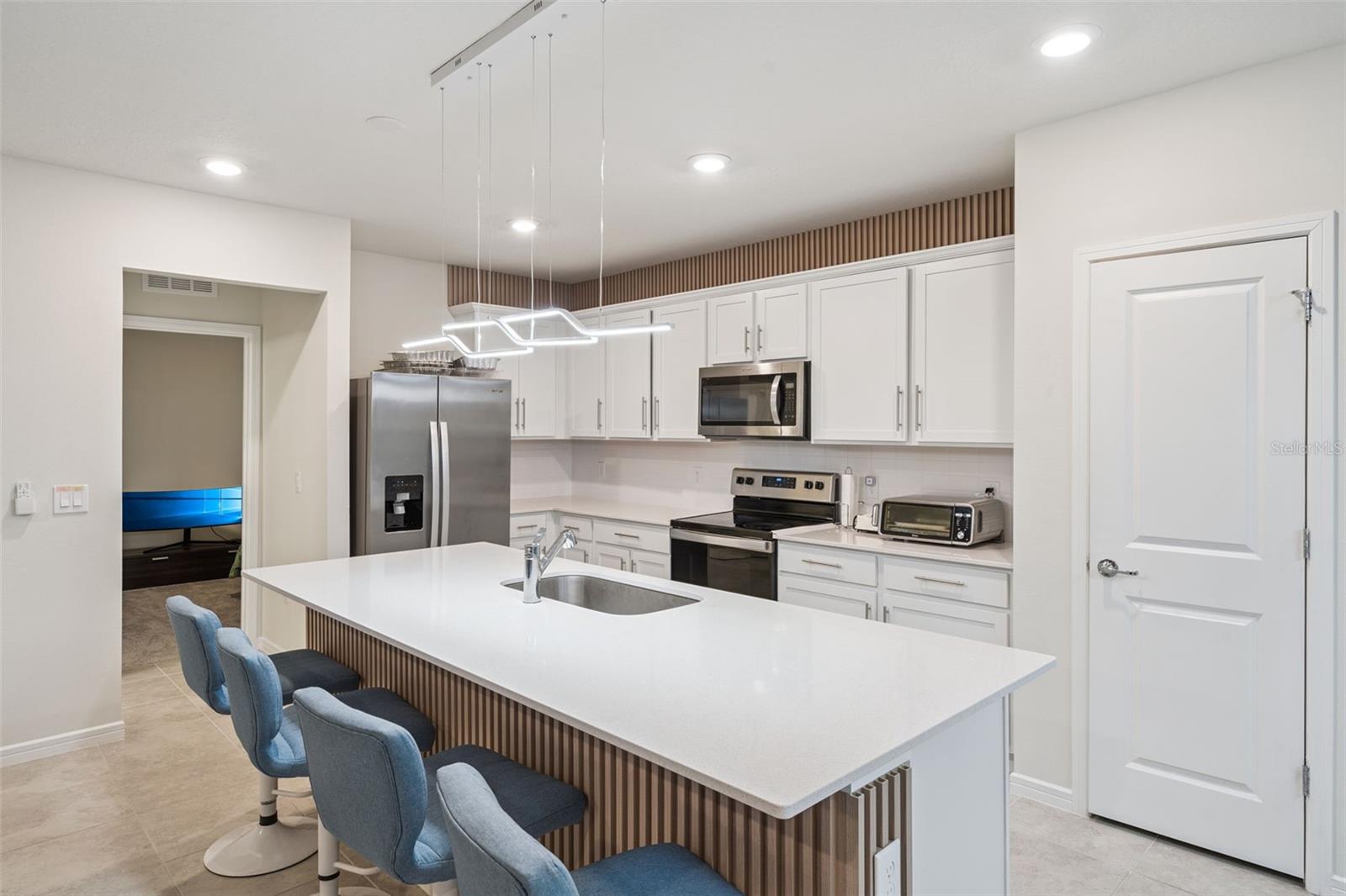 1643 DELIGHTFUL DR, DAVENPORT, FL, 33896