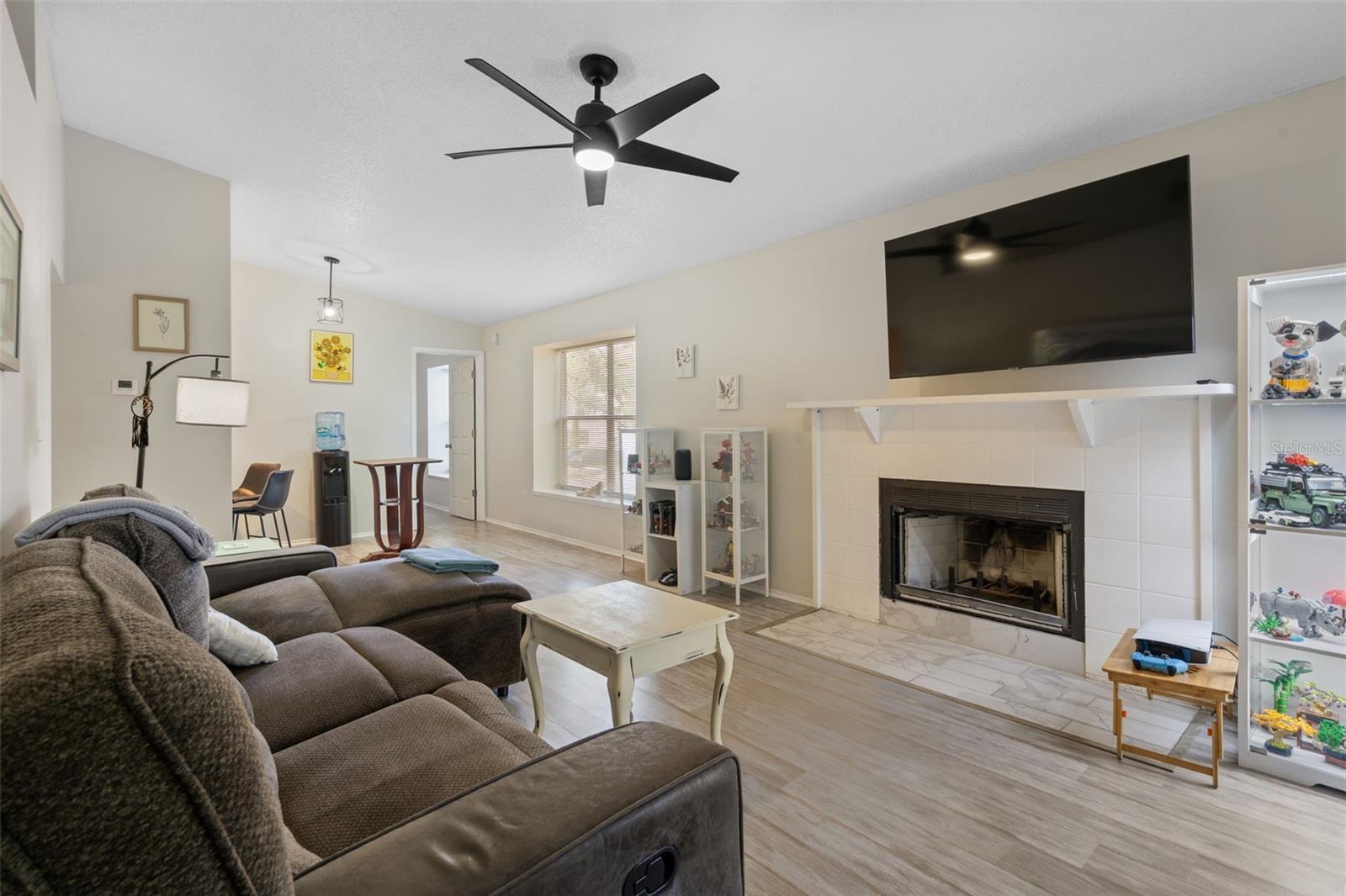 14733 NORWOOD OAKS DR #201, TAMPA, FL, 33613